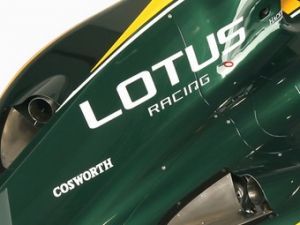 Бригада Формулы-1 Лотус расторгла договор с продавцом двигателей