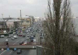 Послезавтра откроют перемещение на эстакаде Подольского дорожного прохода в Киеве