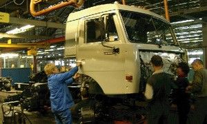 Изготовление грузовых автомобилей в РФ повысилось на 63%