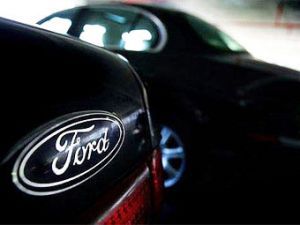 В III квартале Форд заработал 1,7 миллиона долларов США