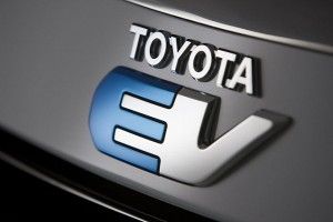Концепт Тойота RAV4 EV появится на автомобильном салоне в Лос-Анджелесе
