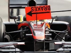 Тойота порвала отношения с командой Формулы-1 HRT