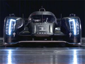 Компания Audi представила новый болид для гонки 24 часа Ле-Мана