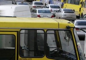 В Донецке водителя маршрутки, нагрубившего инвалиду, заставили оплатить курс повышения культурного уровня. Общественный транспорт и маршрутные такси