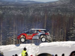 Запрет на пилотирование авто в Швеции не навредит участию Сольберга в году WRC 2011 года