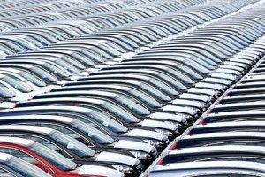 Российский автомобильный рынок начал год с 50%-ого повышения