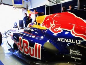 Бригада Формулы-1 Red Bull переименует моторы Рено в Инфинити