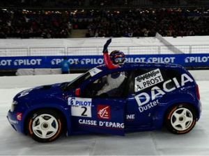 Ален Прост выиграл выставочный заезд чемпионата по ледовым гонкам