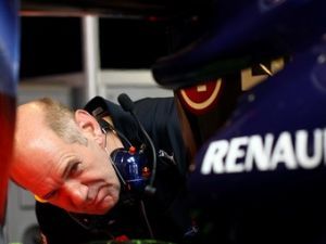 Технический директор Red Bull отказался переходить в Ferrari