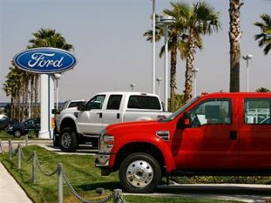 Организация Форд стала лидером реализаций в Соединенных Штатах
