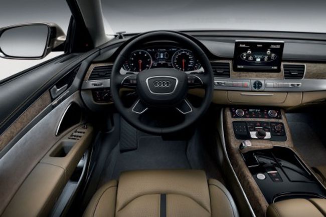 салон интерьера Audi A8
