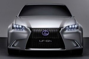 Lexus готовит два новых кроссовера и недорогой седан. Концепты автомобилей будущего