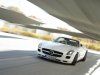 Mercedes-Benz официально представил SLS AMG без крыши - фото 14