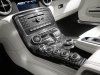 Mercedes-Benz официально представил SLS AMG без крыши - фото 35