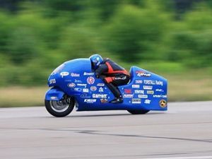 Самый быстрый мотоцикл в мире разогнали до 502 километров в час
