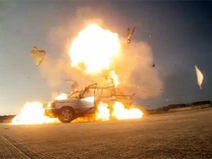 Top Gear выпустит DVD с гонками, взрывами и перестрелками