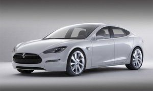Tesla продала все электромобили до начала производства
