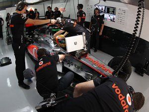 Избыток Гран-при заставит сотрудников команд Формулы-1 меньше работать