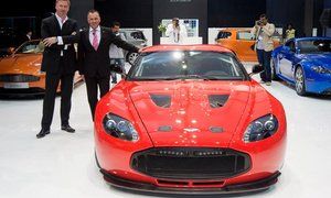 В Дубае показали дорожный Aston Martin V12 Zagato