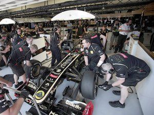 Lotus останется в Формуле-1 на 10 лет