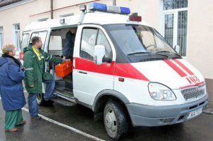 Набитый украинцам автобус проломил МАЗ в Белоруссии, пострадали люди