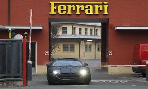 Шпионы засняли новую Ferrari, которая придет на смену модели 599