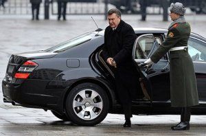Автомобильный парк Януковича починят за 2 млн