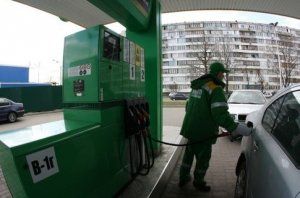 В Украине начался обвал цен на топливо