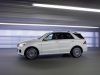 Компания Mercedes-Benz назвала стоимость ML63 AMG 2012 - фото 9