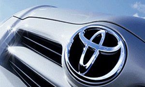 Toyota планирует в 2012 г. увеличить продажи автомобилей на 21%