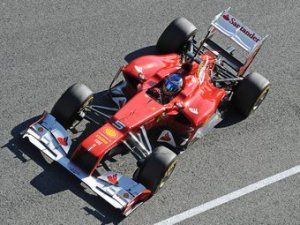Выхлопные системы болидов McLaren и Ferrari признаны легальными