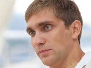 Виталий Петров стал призовым гонщиком команды Caterham