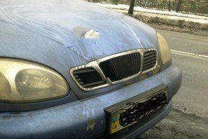 На переходе в Киеве таксист сбил девочку и уехал
