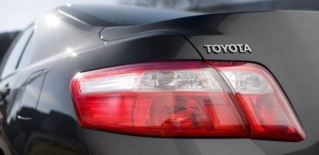 Toyota отправляет в сервис 729 тысяч авто