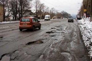 Украинские дороги починят за счет кредитов