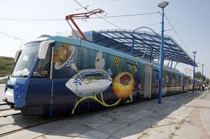 Дело о растрате 30 миллионов на скоростном трамвае в Киеве: подозреваемые на свободе  они приболели