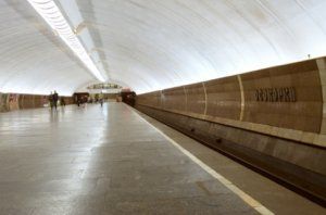 Чудо в киевском метро: сгоревшую дотла станцию Осокорки отремонтировали за ночь