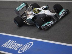 Red Bull и Lotus попросили FIA заново проверить воздуховод Mercedes AMG