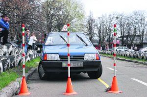 Где и за сколько приобрести водительское удостоверение в Киеве (Спецрасследование)