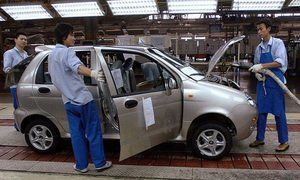 Geely построит в Белоруссии завод по выпуску легковых авто