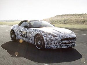 Jaguar рассказал о трех новых двигателях