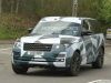 Range Rover следующего поколения растерял камуфляж - фото 1