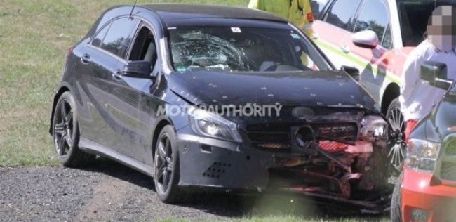 Заряженный Mercedes-Benz A-Class попал в аварию на Нюрбургринге