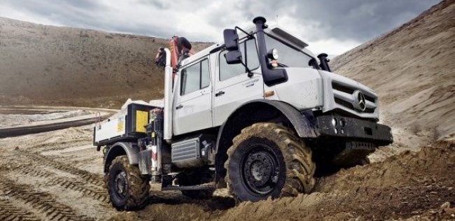 Mercedes-Benz выпустил грузовик Unimog нового поколения