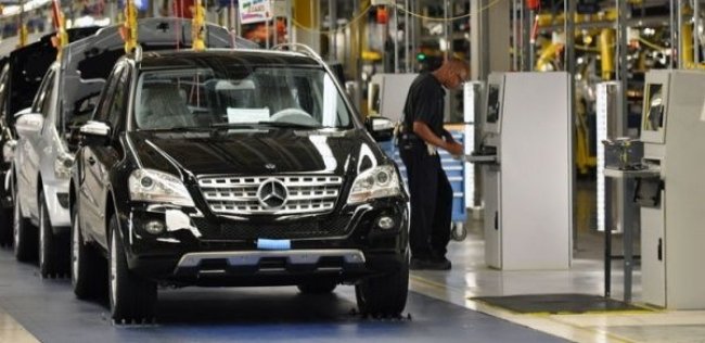 Mercedes-Benz осенью примет решение о создании завода в России