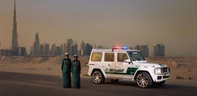 Полицейские из ОАЭ будут патрулировать улицы на 700-сильном Гелендвагене