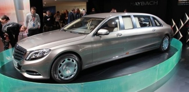 Новый Mercedes-Benz Pullman оценили в полмиллиона евро