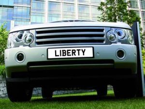 Range Rover превратят в электрокар Liberty