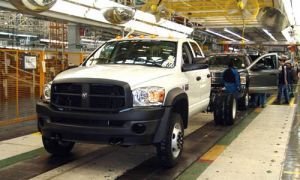 General Motors закроет 4 завода из-за сокращения спроса на внедорожники