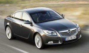Opel Insignia не дотерпел до начала Лондонского автосалона